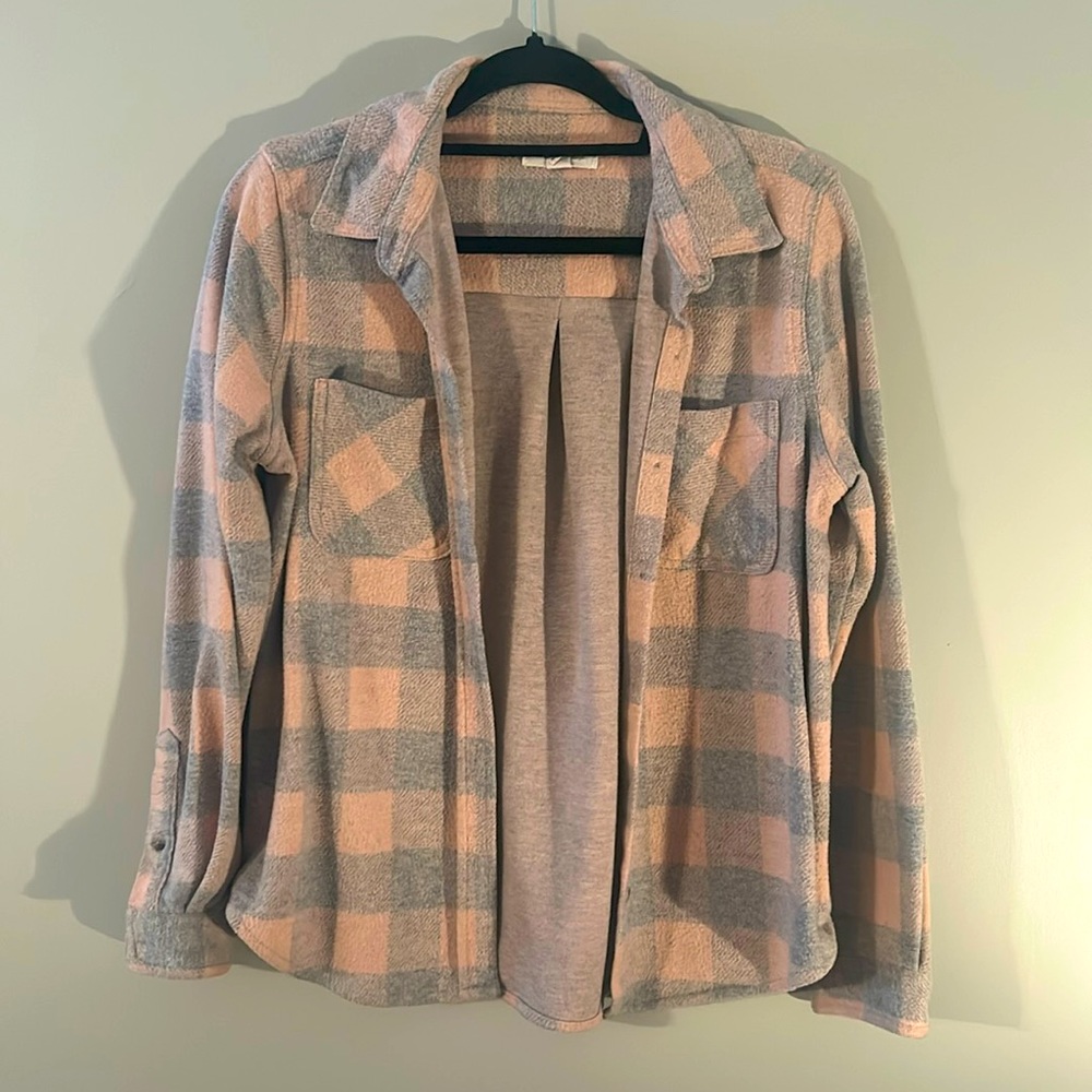 Size small flannel/jacket